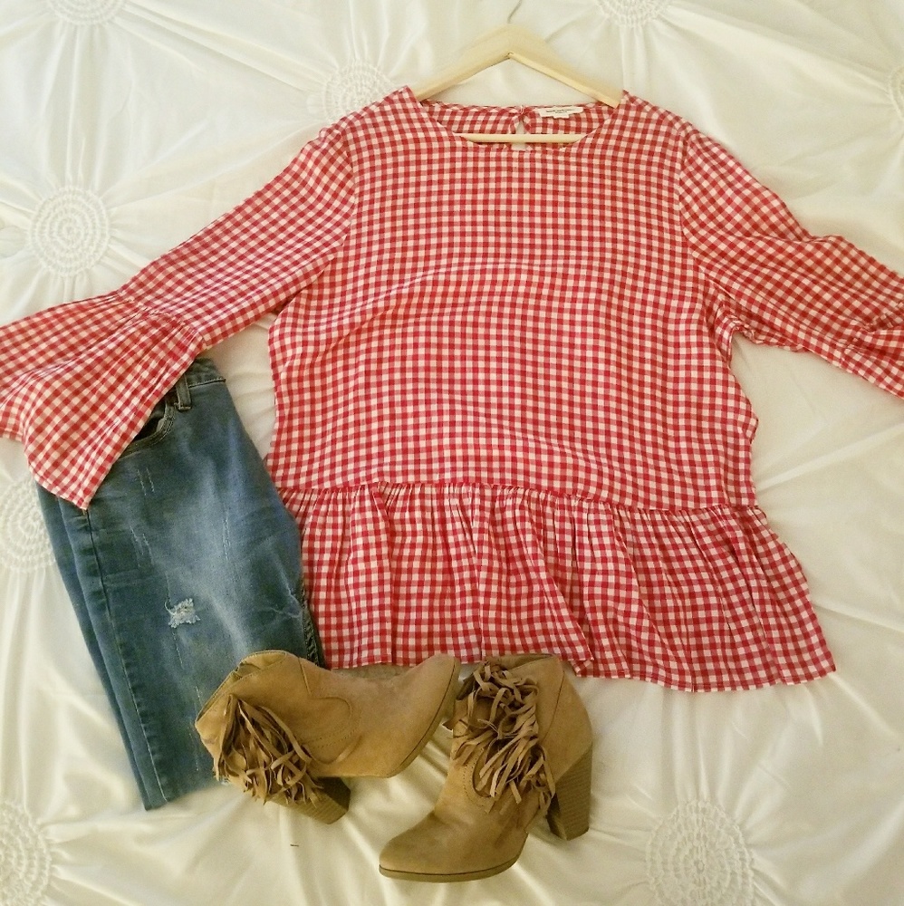 Beach lunch lounge| Large Long Sleeved Blouse